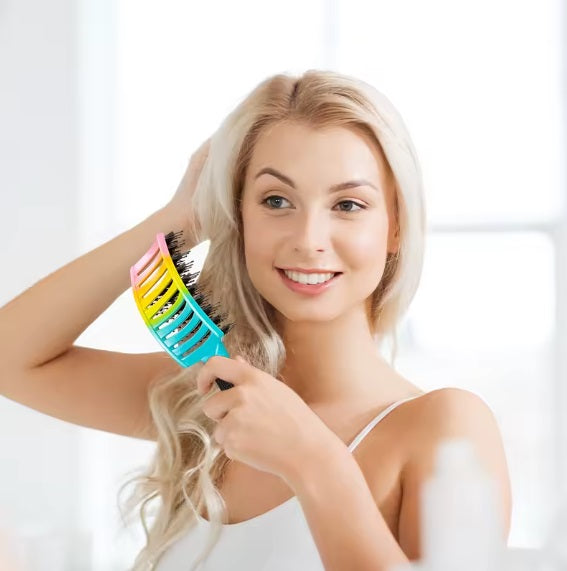 BROSSE A CHEVEUX - CurvedBrush™ - Beauté Jouvence