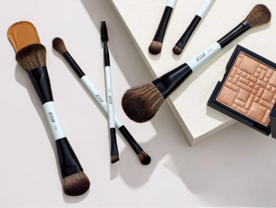 Pinceau à maquillage - DoubleFaceBrush™ - Beauté Jouvence