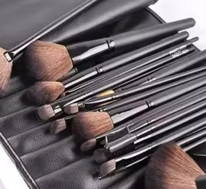Pinceau pour maquillage - 24BrushSet™ - Beauté Jouvence