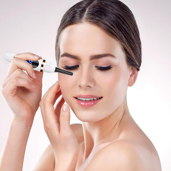 Recourbe cils chauffant- CurlyEyelashes™ - Beauté Jouvence